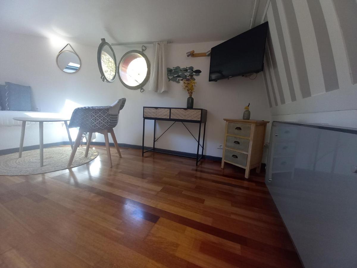 Appartement Atypique Independant Sur Peniche Мец Экстерьер фото